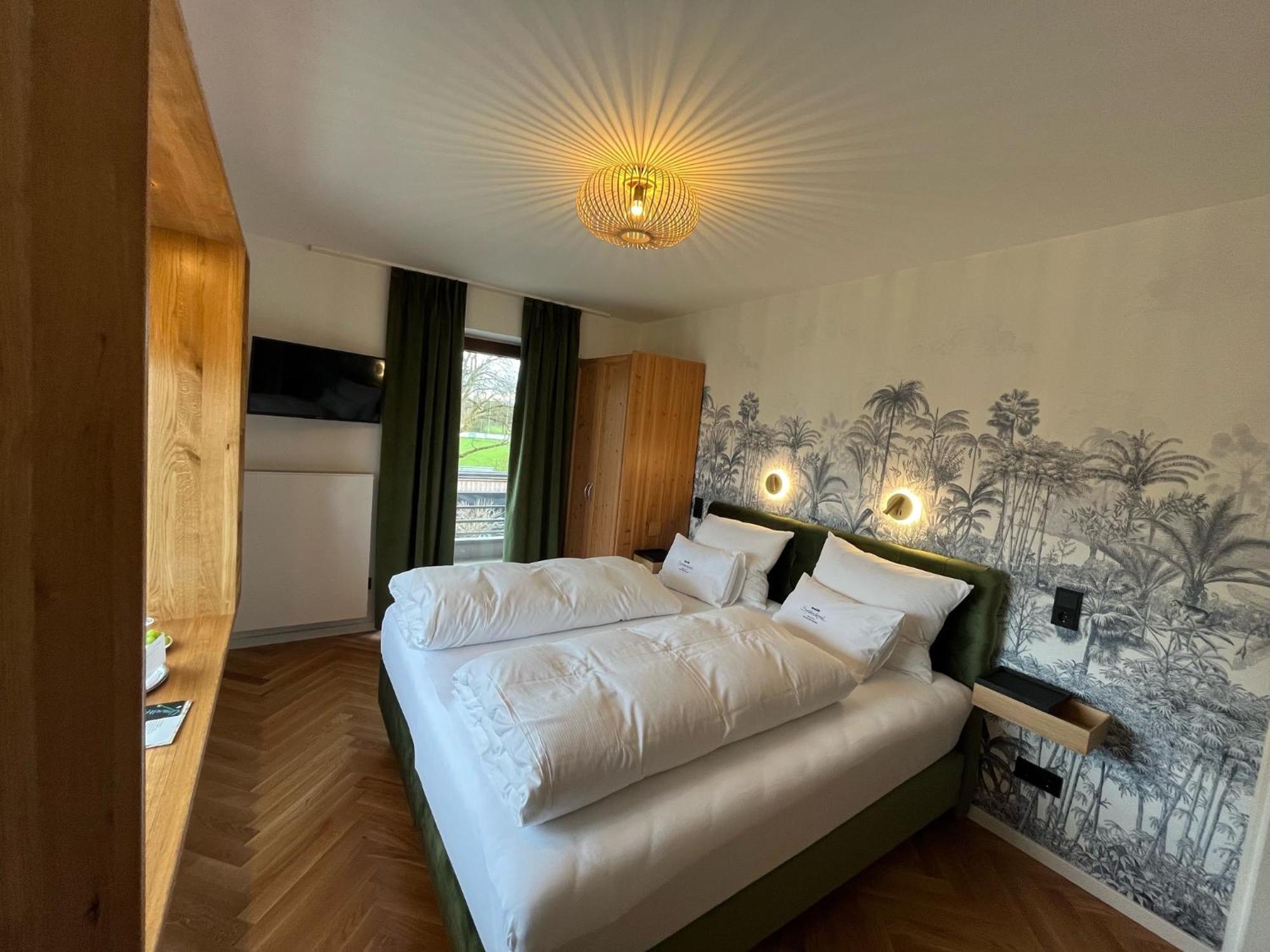 Strandhotel Suedsee Dießen am Ammersee Exteriör bild